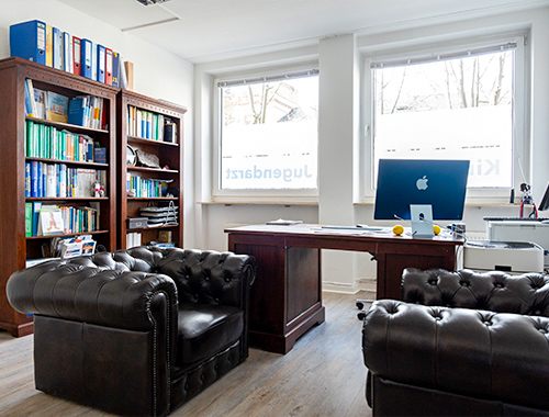 kinderarzt-wiesbaden-goekce-buero